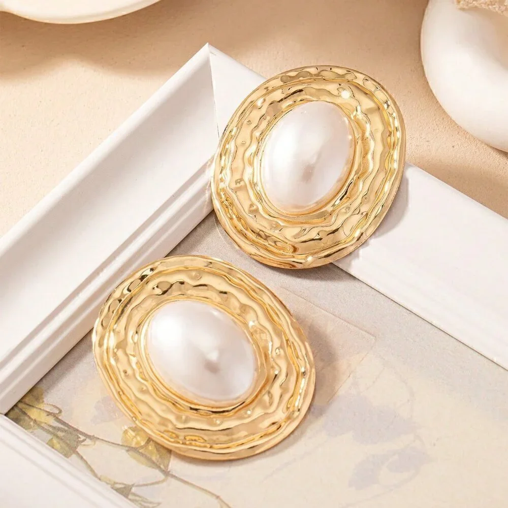 Yellow Gold Women's Geometric Texture Oval Pearl Inlay Pendant Vintage Earrings